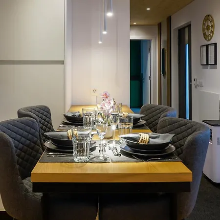 Du Calme Apartment *